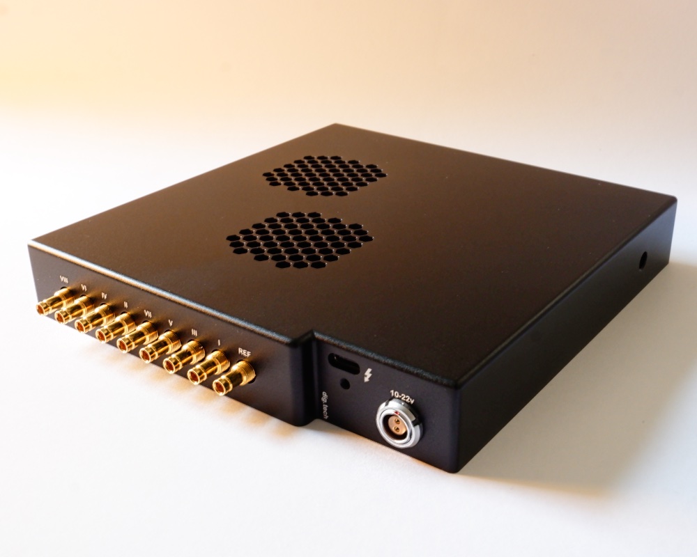 Decklink Quad 2 USB4 (/Thunderbolt) Enclosure *discontinued* - Image 8