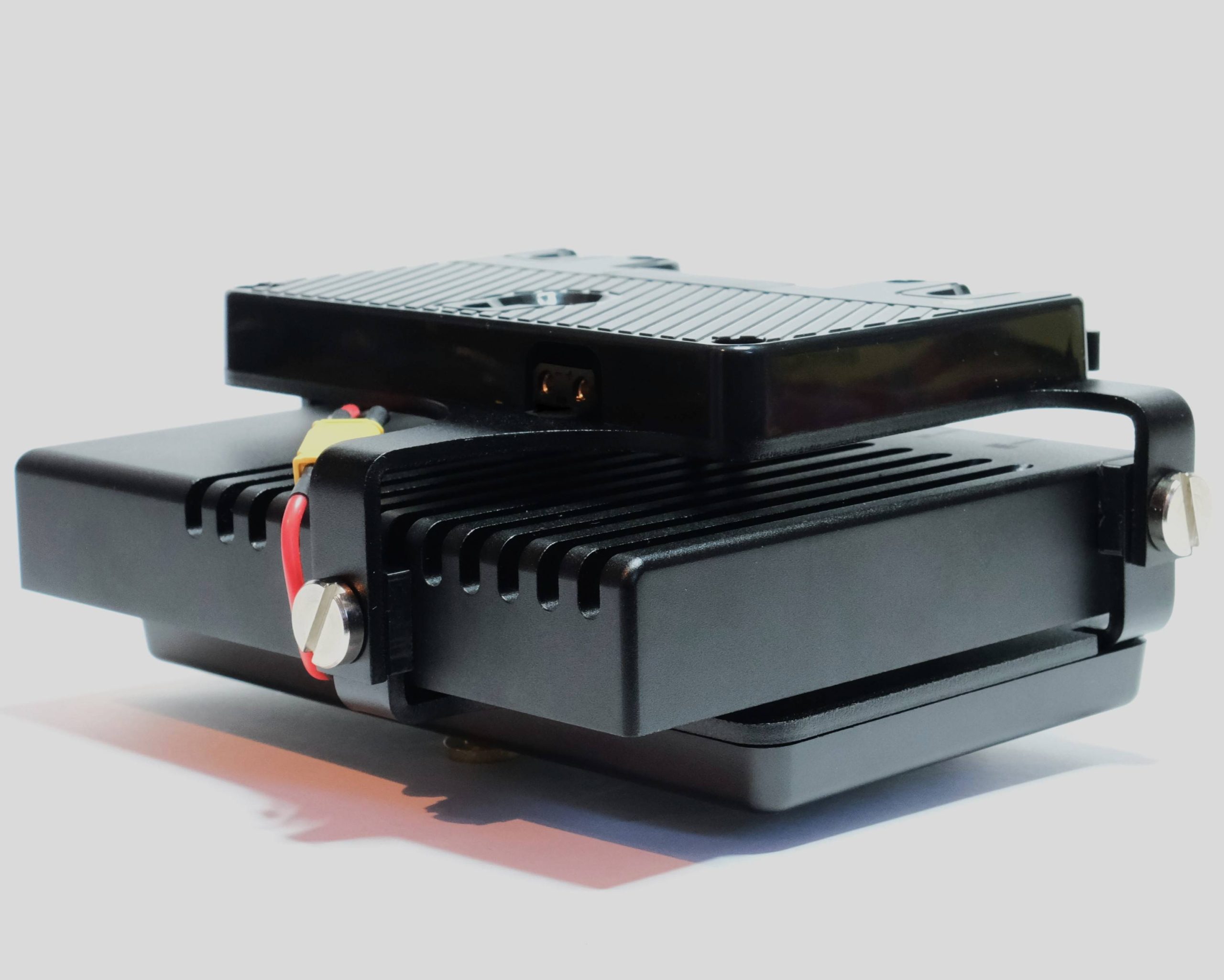 Gold Mount Power Bracket for Decklink Duo Enclosure - Image 4